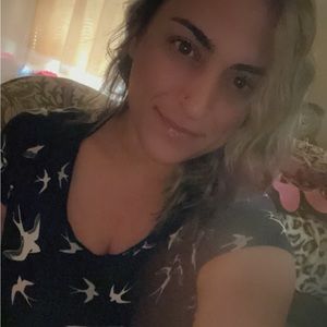 Meet your Posher, Shirin